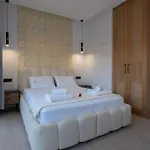 Edward Luxury