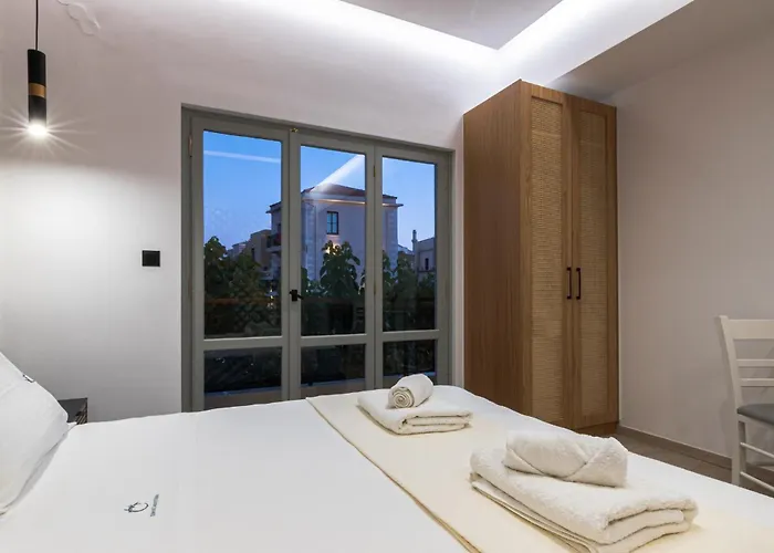 Edward Luxury Apartment