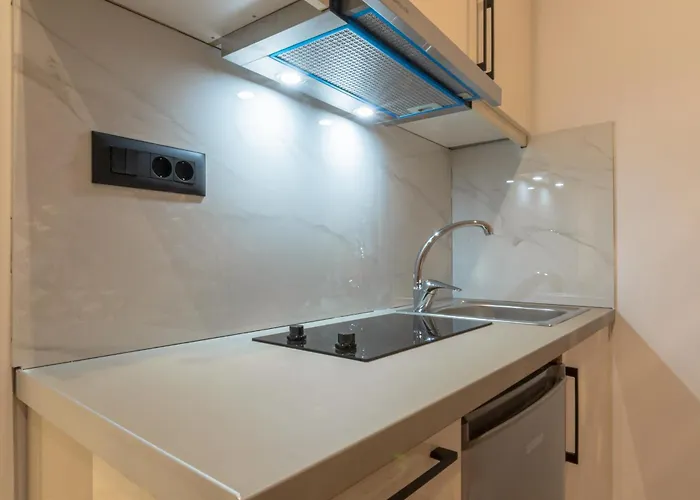 Edward Luxury Apartment