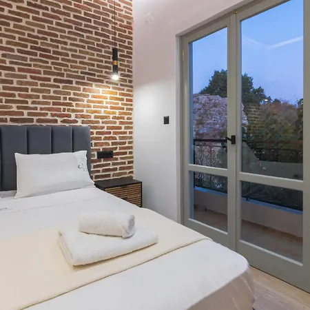 Apartman Edward Luxury Hriszí Aktí Haniá